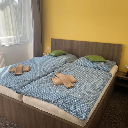 Penzion Teplanka Považská Bystrica Exterior foto