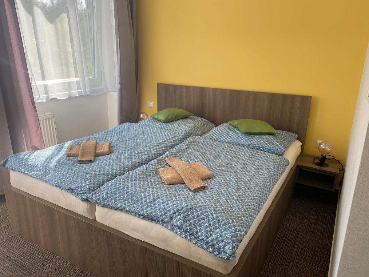 Penzion Teplanka Považská Bystrica Exterior foto