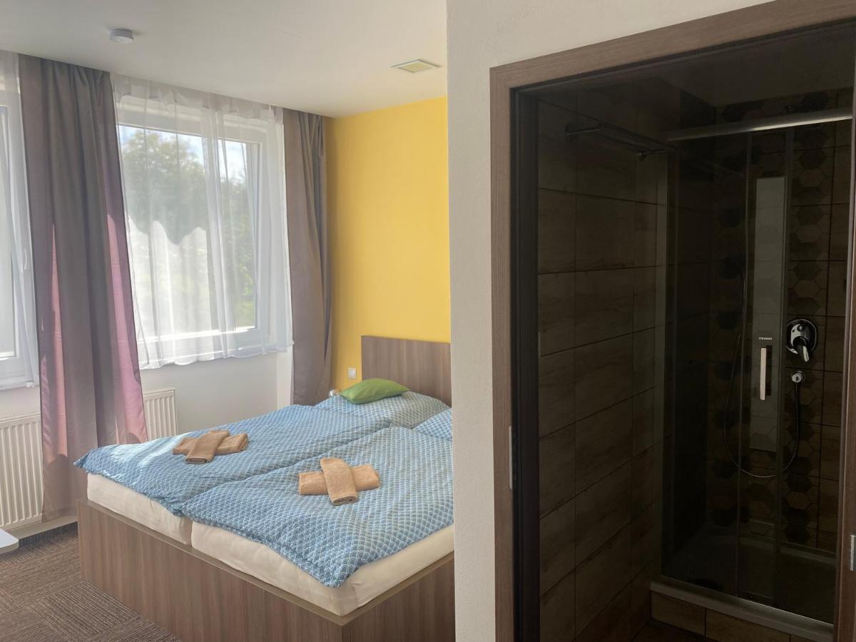 Penzion Teplanka Považská Bystrica Exterior foto